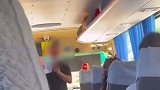 导游车上批评游客花钱少，被女游客回怼