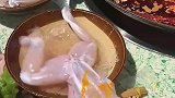成这了还蛙泳呢，真新鲜呐