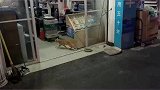 起初看成是在跑步机上锻炼了