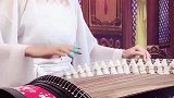 小姐姐古筝弹奏一首《吻别》，不知听哭多少人，这一幕心酸