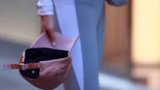 三里屯街拍：身材比例完美的小姐姐衣品也好
