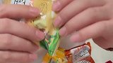 好吃到停不下来的干脆面这么一大箱子太便宜啦！零食吃货好吃零食干脆面面童年回忆