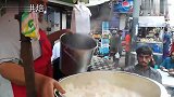 巴基斯坦街头超火的芒果奶昔1小时能卖1000杯