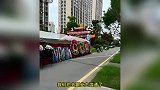 业主办白事在单元门设灵堂，挂白灯笼、摆花圈吓坏邻居？物业回应