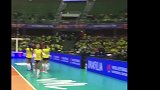 女排赛前热身!红色战衣的中国队员紧张备战