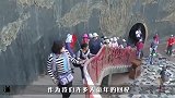 中国最没面子的雕像，身体部位变得铮亮，太让人脸红