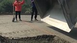 这样的地形都敢下铲，真是初生牛犊不怕虎