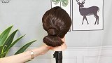 着急出门这样扎头发，百搭好学又减龄，自己在家也可以轻松搞定
