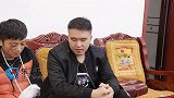 两夫妻回家遇小偷，结果把小偷整哭了