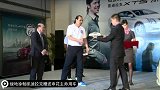 中超-14赛季-上海绿地凯迪拉克4S品鉴中心赠送申花主帅巴蒂斯塔豪车-新闻