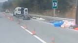 江西一客车搭载返乡人员超载 发生事故致7死7伤