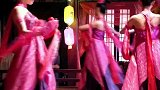 男子苏醒不知身在何处 他走出房间发现在妓院