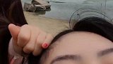 我带闺蜜去旅行，她看起来好开心！