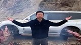 贵州农村小伙用车轱辘做烤全牛，这玩法看着太厉害了，真聪明！