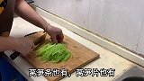 凉拌莴笋丝要不要焯水，大厨教你正确做法，翠绿爽口，开胃超下饭