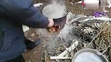 实拍河北邯郸农村蒸皮渣，这种美食谁见过？老乡看看做法对不对？