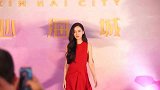 Angelababy为小海绵庆生，儿子笑容灿烂变“追星锦鲤”