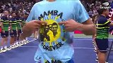 德约科维奇夺第24冠 赛后穿Mamba Forever24号T恤怀念科比