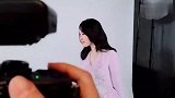 岗岗杨钰莹拍摄花絮，诗意一般的女神，摄影棚最靓丽的色彩