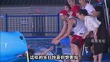 “生日惊喜”伊一生日被整蛊，全员针对孤立