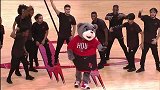 篮球-18年-不玩恶搞！火箭熊西决赛场上演超酷街舞秀-专题