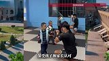 湖南泰拳教练辞职决心回伊朗陪伴家人，老板：他家附近遭到轰炸，称“就是死也要和家人死一起”