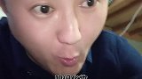 经过韩哥的化妆技术，二狗子变得很威武，谁也不怕