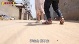 爆笑喜剧：两个女婿集体退货，没想丈母娘发个信号全吓跑了，真逗