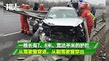 长得瘦能救命！小车爆胎撞护栏，驾驶室被贯穿，前排2女子仅擦伤