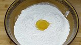一个鸡蛋一碗面，醒一醒按一按，不用二次醒发，做法详细告诉你