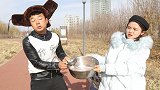 弟弟教阿宝砍价绝招，100元的豆浆阿宝竟想免费拿走，结局爆笑