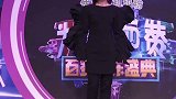 杨千嬅黑色蝴蝶造型 为歌而赞 被杨小姐的歌触动过灵魂，如今又被杨小姐的服装触动了眼睛~