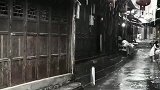 三五年时三五月，可怜杯酒不曾消。