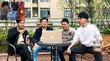 憋笑大挑战，右边同事笑点好低，刚开始就口吐芬芳