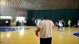 篮球-13年-帕纳辛纳科斯来访北体大 队内训练赛引爆体育场-新闻