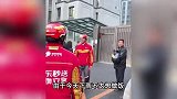 京东证实千亿总裁刘强东亲自送外卖，当事网友：这是他送的第一单