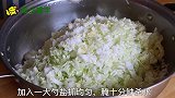 白菜包子懒人做法，不发面不用蒸，2分钟学会1周不用早起！