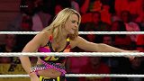 WWE-14年-Raw1091期：无头衔单打赛Emma vs. Layla-花絮