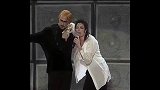 迈克尔杰克逊演唱会上的伴舞，这颜值，亮眼