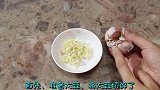 一碗大蒜水倒花盆，花儿蹭蹭疯长，一年能省几千元，超厉害