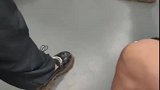 这样也好意思上地铁，当代年轻人的素质
