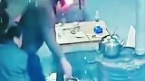 倒霉起来连喝水都能爆炸