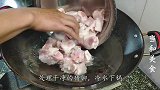 家常黄豆焖猪脚做法，简单省事，出锅香气四溢，味道不输饭店