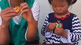 七彩童年：巧克力真好吃啊