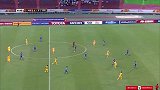 第42分钟乌兹别克斯坦U23球员阿利库洛夫解围