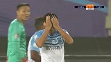 扎哈维组织进攻唐淼边路传中 常飞亚门前头槌稍稍高出