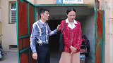 妇女外出打工，碰上个陌生男人，瞬间发现老公不好