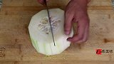 一道制作超级简单的家常菜“红烧冬瓜”色香俱全，超级下饭