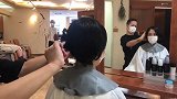 今夏流行不连接短发，蓬松时尚显利落，好看清凉不落伍