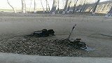 飞天摩托车，横着开车